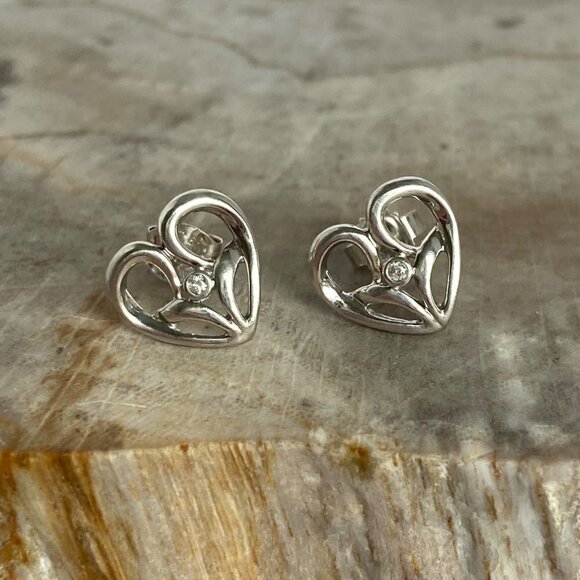 Sterling Silver 925 NDI 0.42" Dainty Round Diamond Open Heart Stud Earrings - Picture 12 of 16